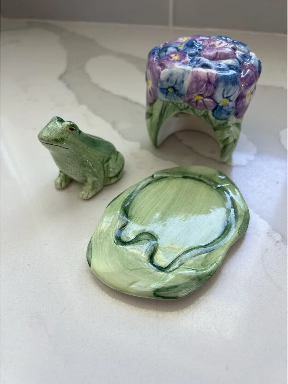 Frog and Lilypad salt & Pepper shaker set JEANETTE ADAMS Silvestru
